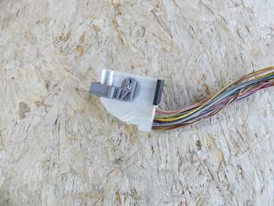 Mercedes White Gray 28 Pole Connector 00254516835